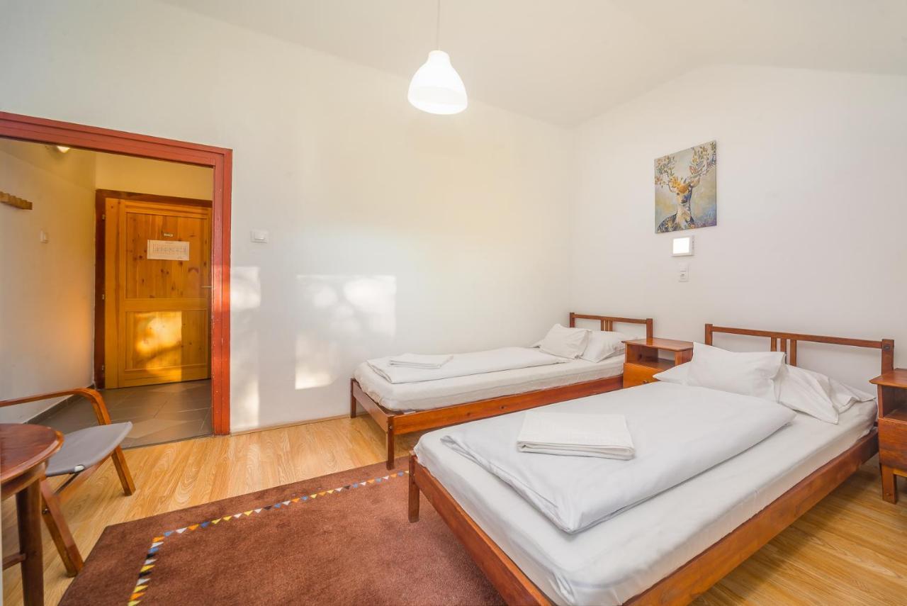 Lipicai Hotel Es Etterem Szilvásvárad 외부 사진