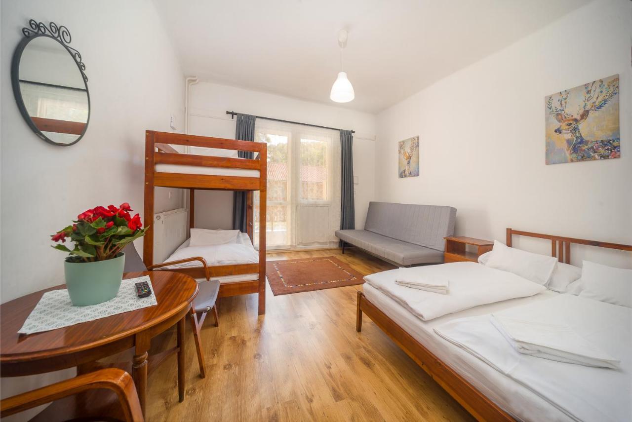 Lipicai Hotel Es Etterem Szilvásvárad 외부 사진