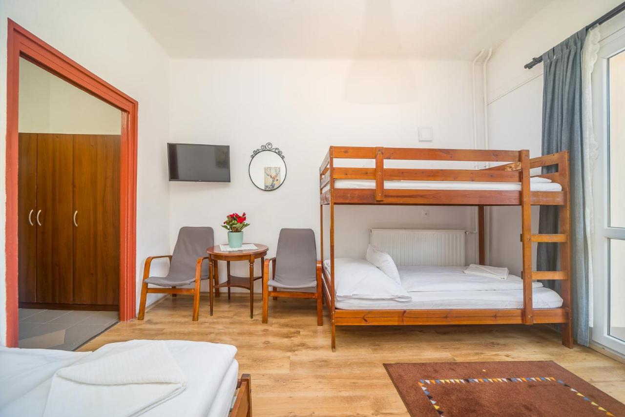 Lipicai Hotel Es Etterem Szilvásvárad 외부 사진