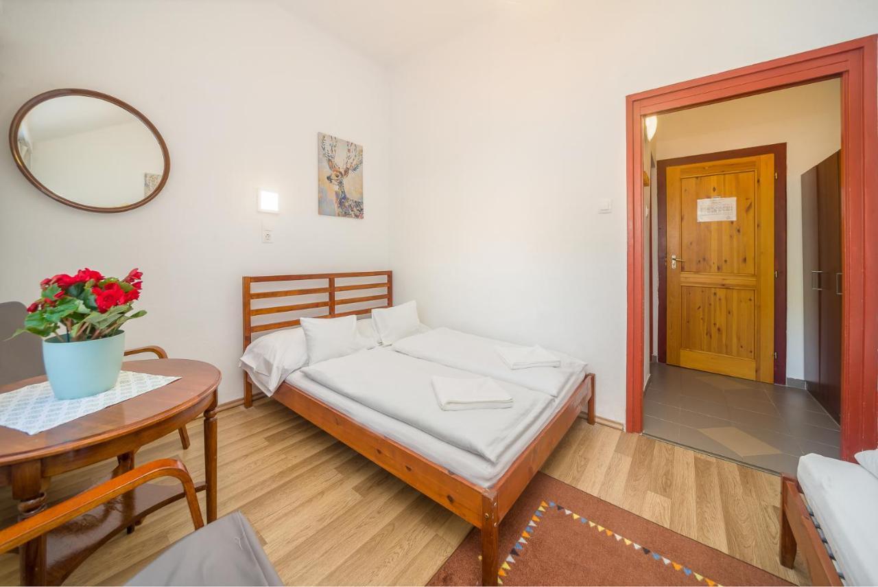 Lipicai Hotel Es Etterem Szilvásvárad 외부 사진