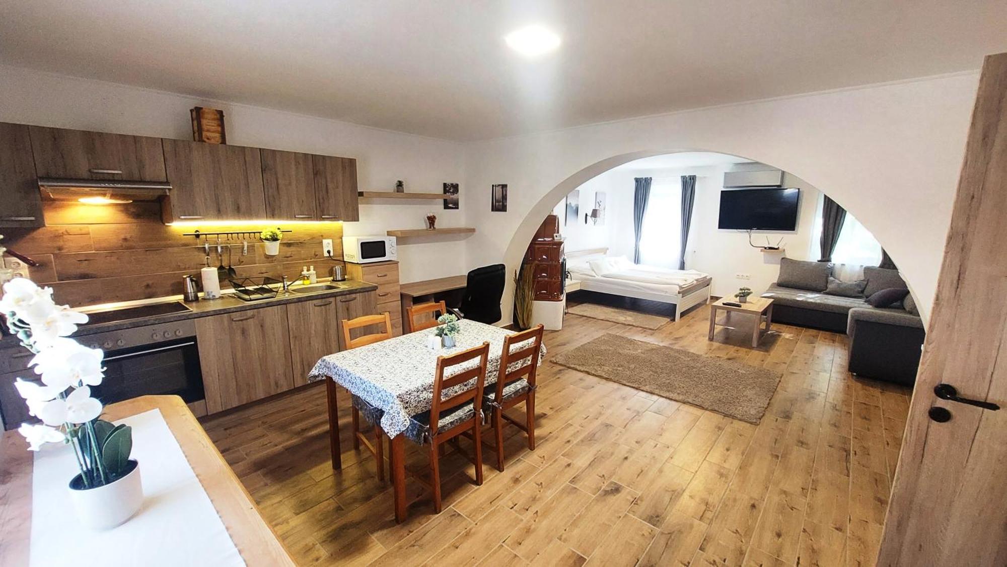 Lipicai Hotel Es Etterem Szilvásvárad 외부 사진